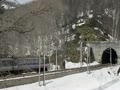 NIKON D5100動画撮影　函館本線伊納第三トンネル付近　 下り785系 電子警笛あり